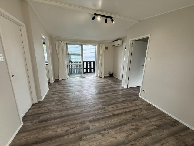 House for rent in Whangaparaoa