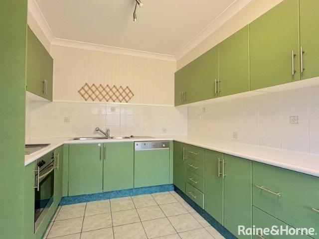 Duplex for rent in Figtree, Wollongong City Council