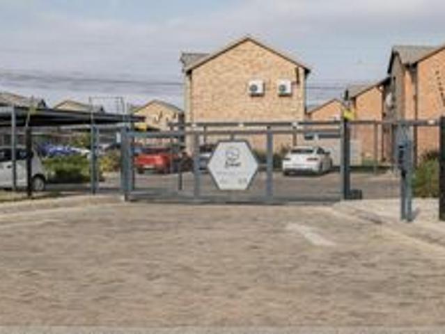 House for rent in Alberton