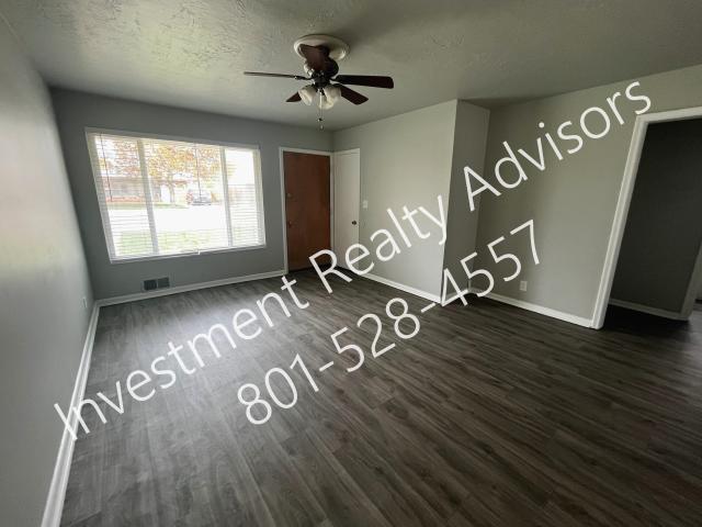 Townhouse for rent in Sandy