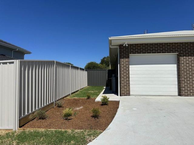 Duplex for rent in Ambergate, New South Wales