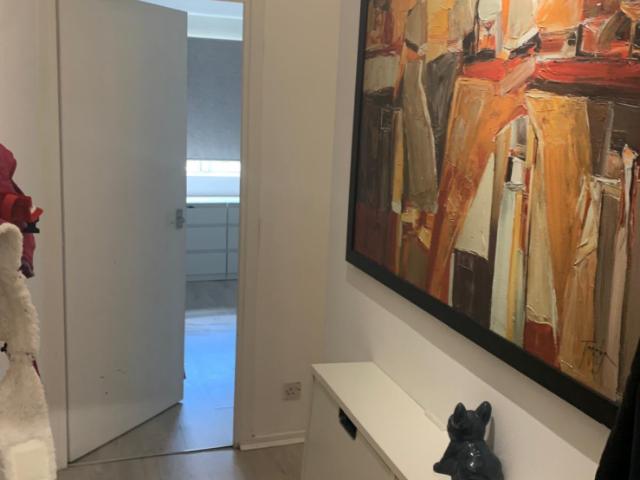 Apartment for rent in Broadfields, Greater London