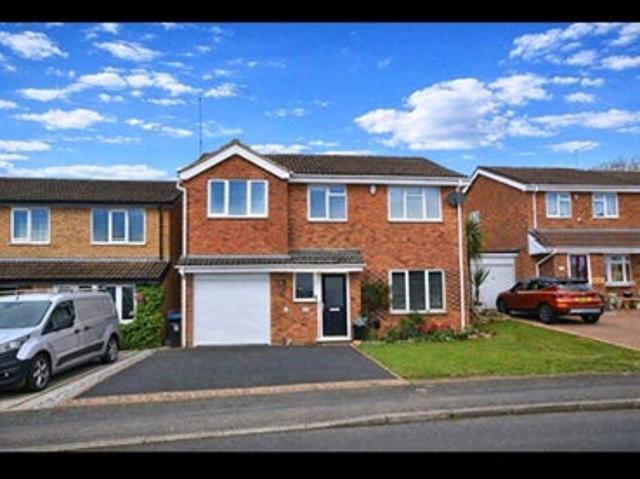 Apartment for rent in Headlands, Northampton