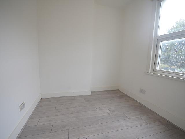 Apartment for rent in Seven Kings, Greater London