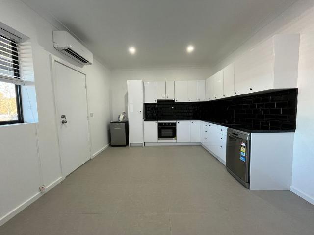 Apartment for rent in Alma, Victoria