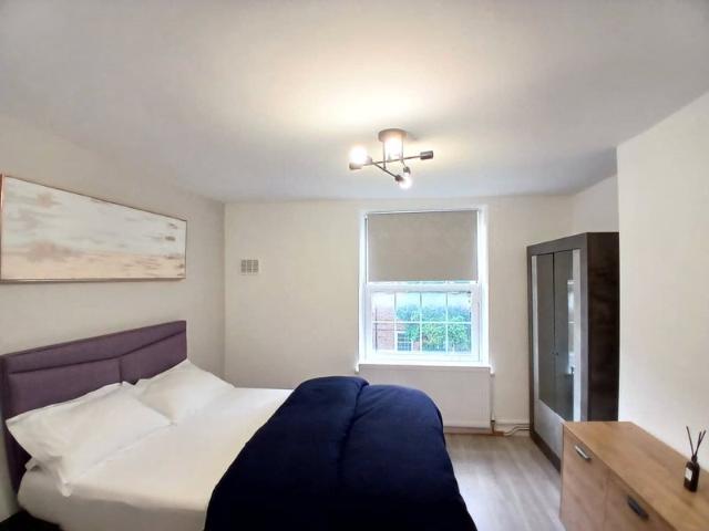 Apartment for rent in Myatt's Fields, Greater London