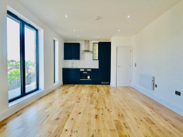 Apartment for rent in East Greenwich, Greater London