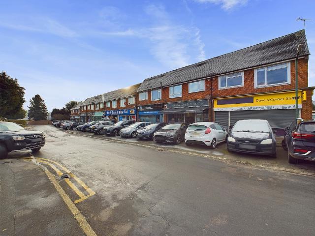 Apartment for rent in Maypole, Monks Orchard