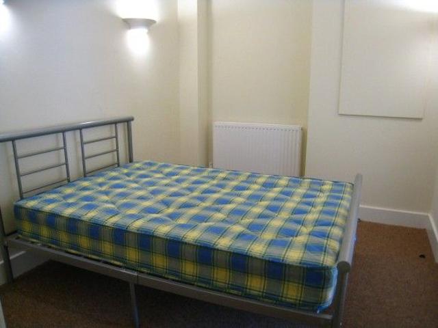 Room for rent in West Midlands