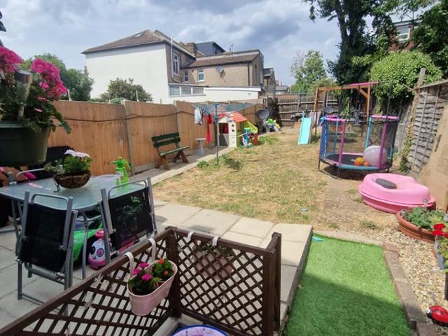 Apartment for rent in Hornsey, Greater London