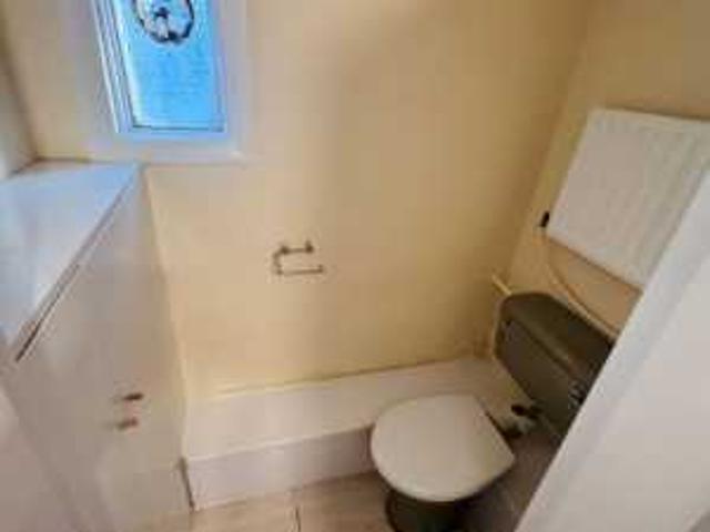 Flat for sale in Leytonstone