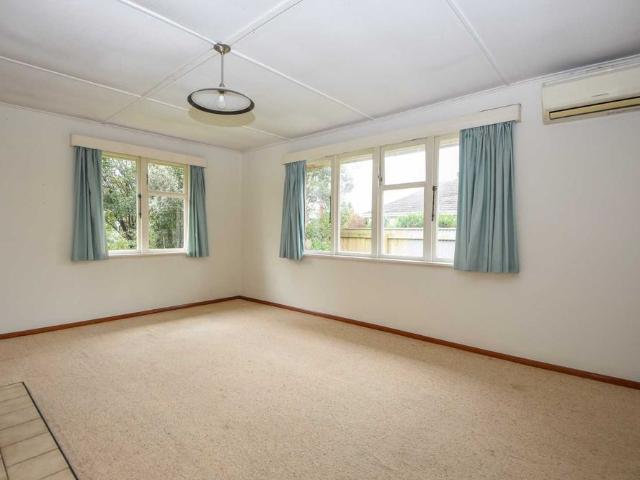 House for rent in Carterton, Carterton District