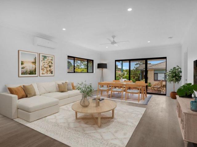Villa for sale in Ashmore, Gold Coast City