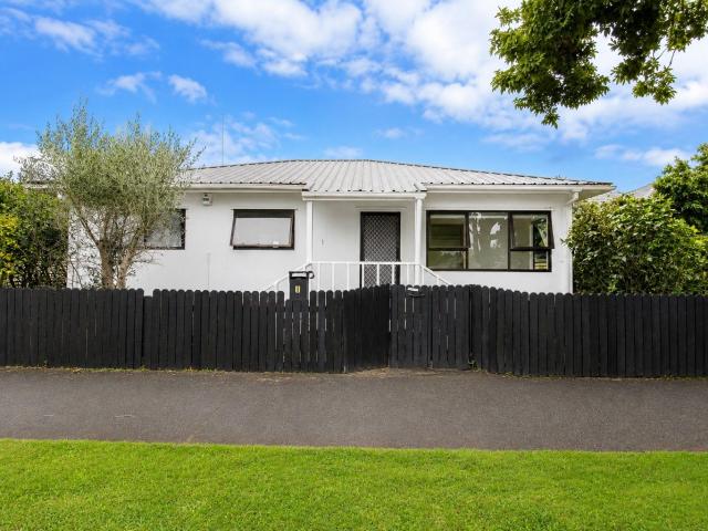 House for rent in Avondale, Oroua County