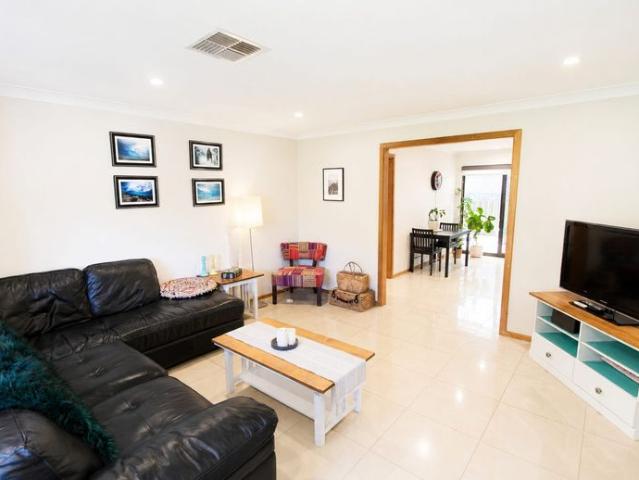 House for rent in Morphett Vale, Adelaide