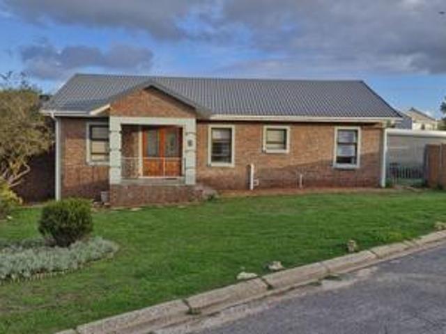 House for sale in Groot Brak Rivier, Western Cape