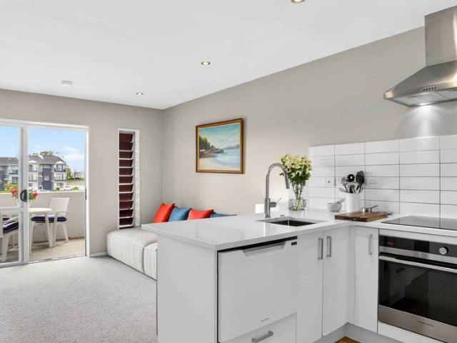 Apartment for rent in Forrest Hill, Devonport-Takapuna