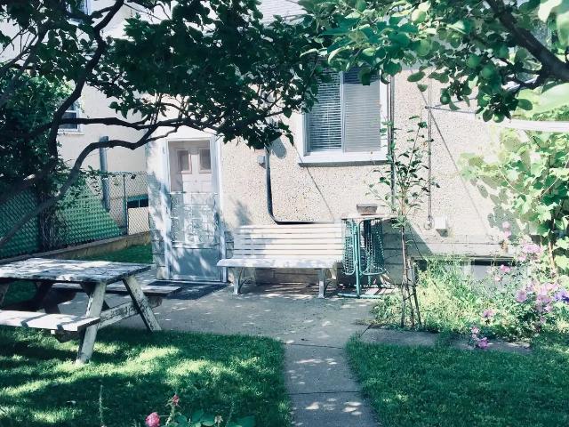 Apartment for rent in Wedgewood, Alberta