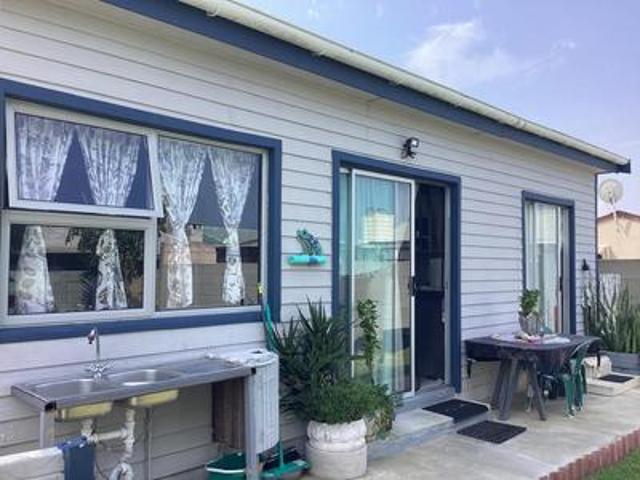 House for sale in Baardskeerdersbos, Western Cape