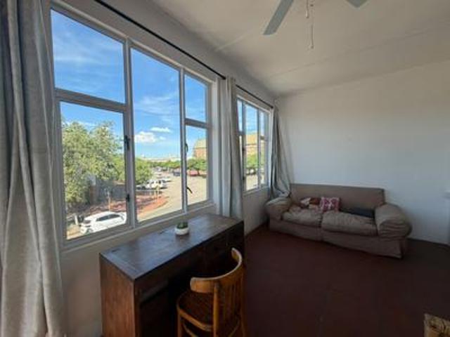 Apartment for rent in Makhanda, Makana Local Municipality