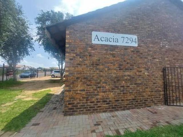 Apartment for sale in Olievenhoutbos, Gauteng