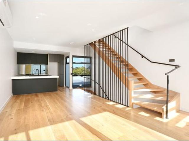 Townhouse for rent in Camerons Creek, Victoria