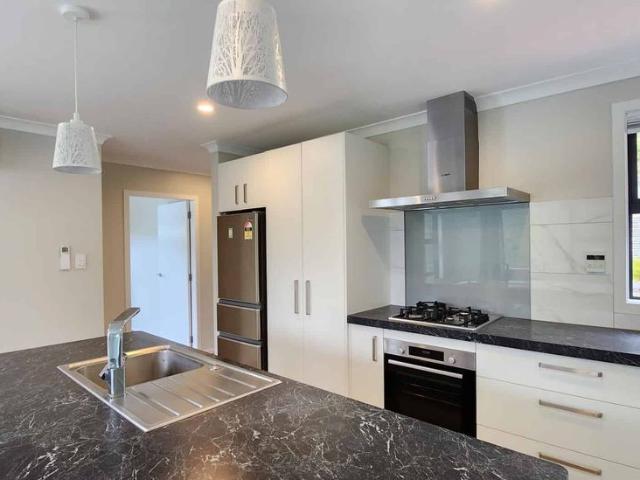 Townhouse for rent in Happy Valley, Wellington