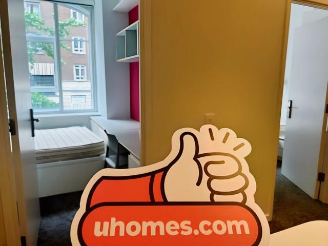Room for rent in Saint Pancras, Greater London