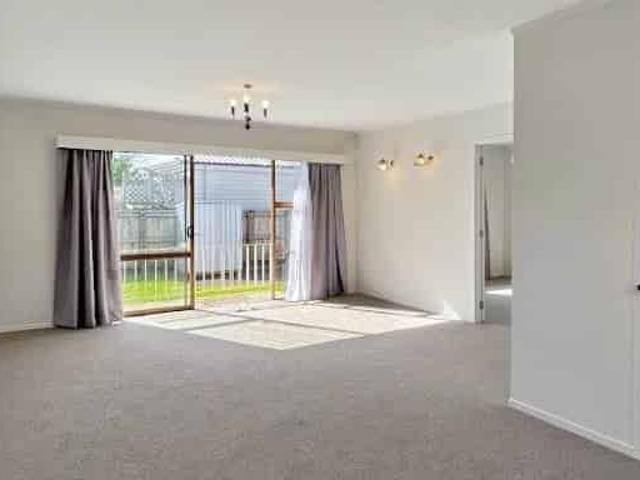 House for rent in Mount Roskill, Oroua County