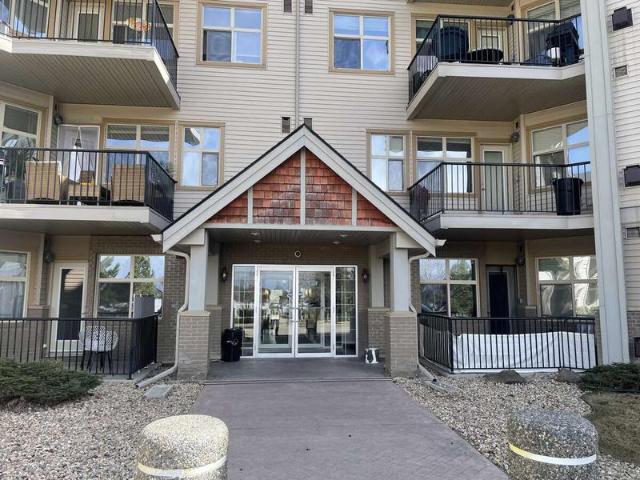 Condo for sale in Sylvan Lake, Alberta