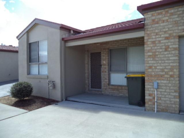 Townhouse for rent in Queanbeyan, New South Wales