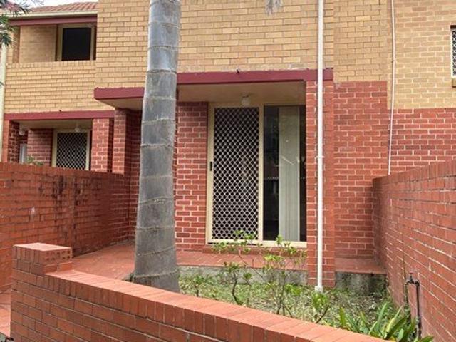 Townhouse for rent in Sydney, New South Wales