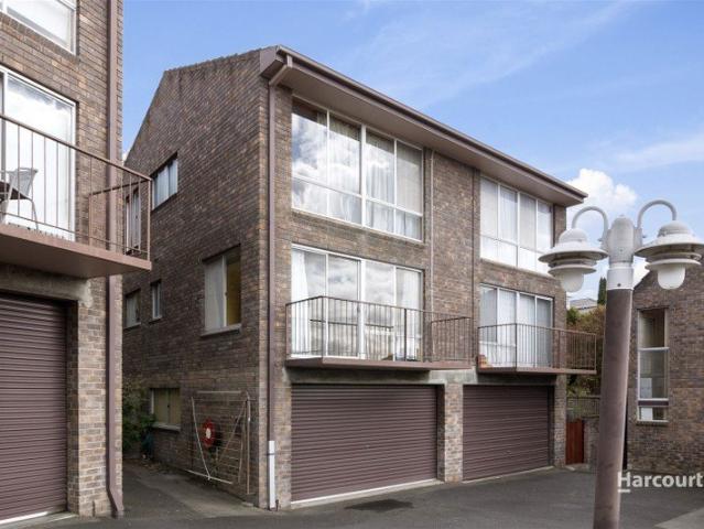 Townhouse for rent in Hobart, Tasmania