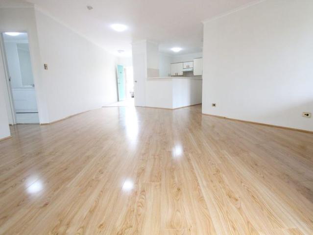 Townhouse for rent in Sydney, New South Wales