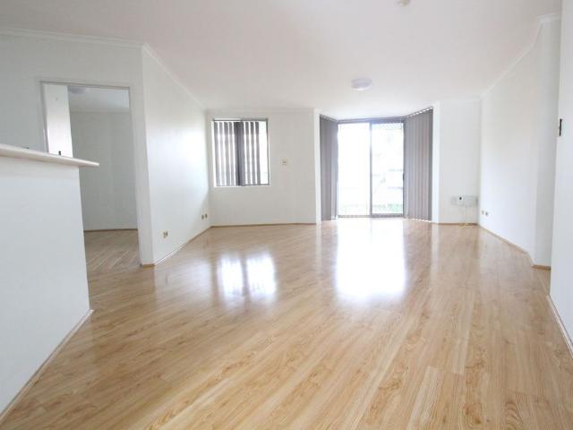 Townhouse for rent in Sydney, New South Wales