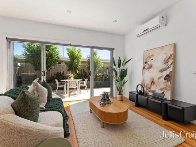 Townhouse for rent in Camerons Creek, Victoria
