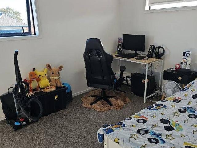 Townhouse for rent in Heathcote, Canterbury