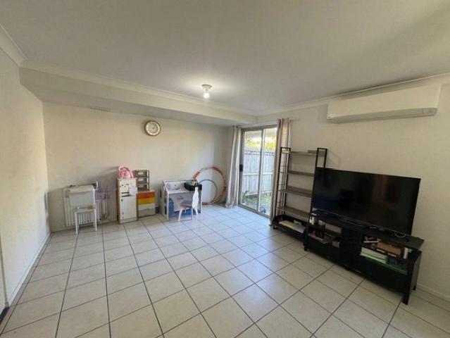 Townhouse for rent in Fernbrook, Queensland