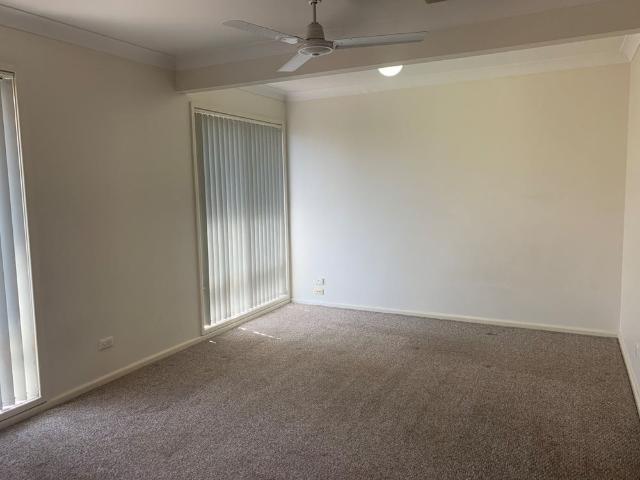 Apartment for rent in Piallamore, New South Wales