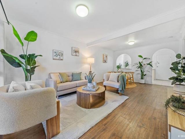 Townhouse for rent in Toombul, Queensland
