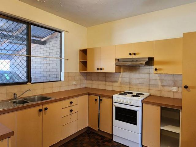 Townhouse for rent in The Gap, Northern Territory