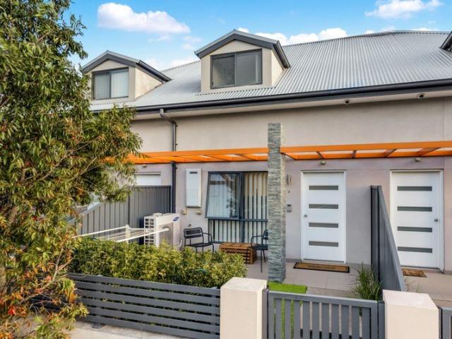 Townhouse for rent in Sydney, New South Wales