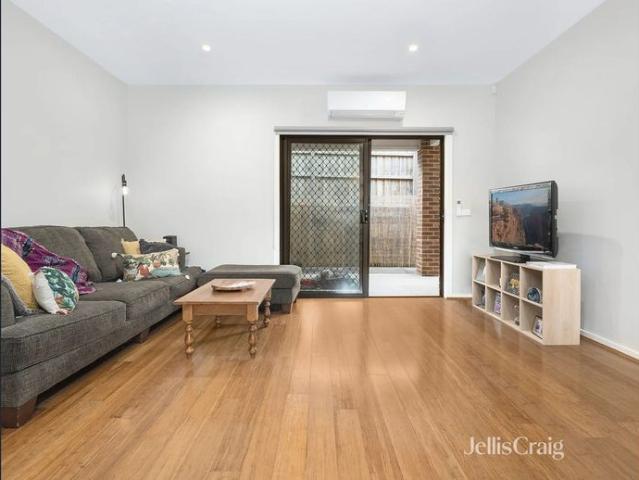 Townhouse for rent in Camerons Creek, Victoria