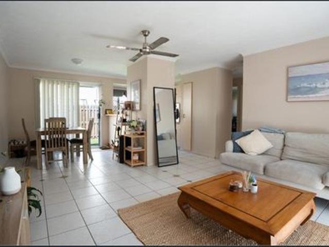 Townhouse for rent in Fernbrook, Queensland