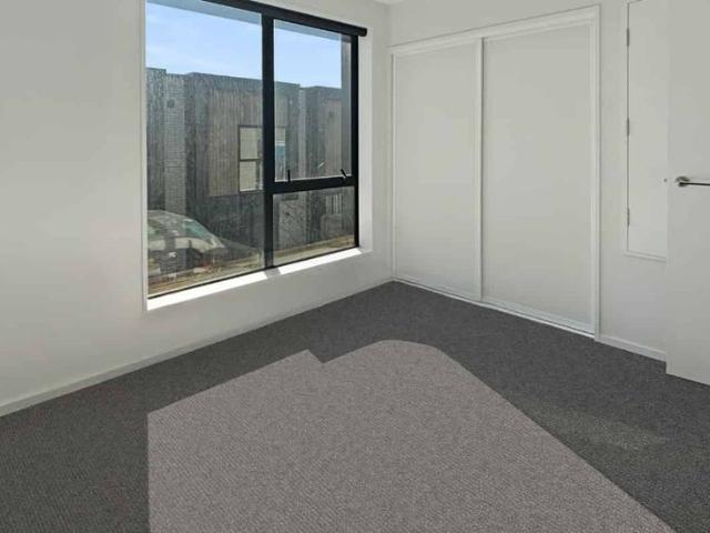 Townhouse for rent in Addington, Canterbury