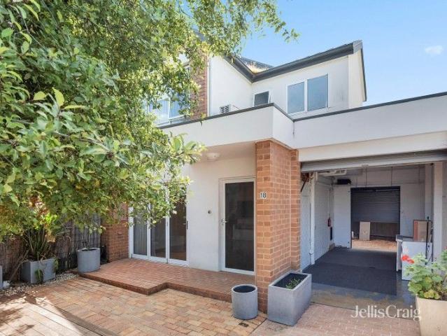 Townhouse for rent in Williamstown, Victoria