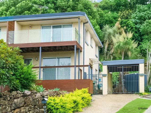 Duplex for rent in Banora Point, New South Wales