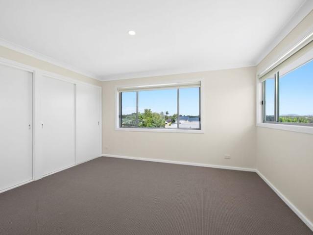 Townhouse for rent in Port Macquarie, Port Macquarie-Hastings Council