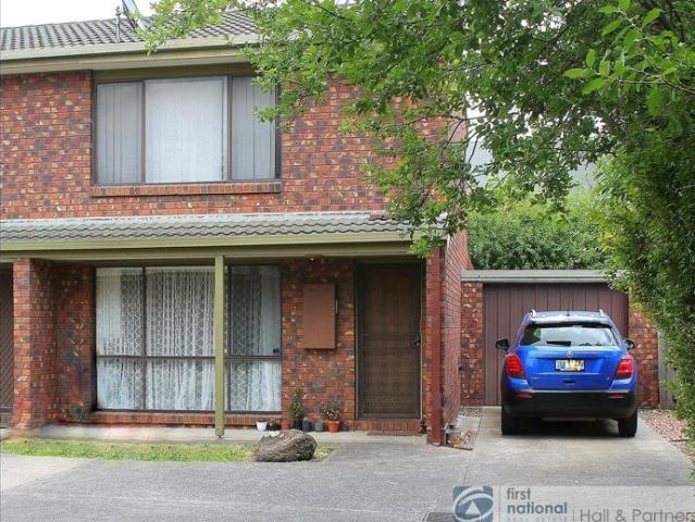 Townhouse for rent in Narre Warren, Melbourne