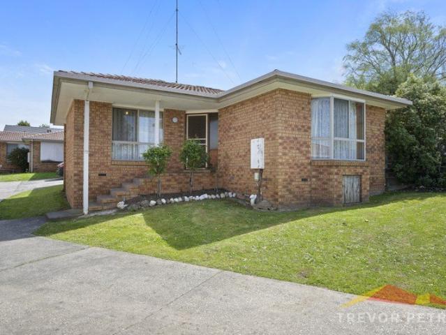 Apartment for sale in Mount Clear, Ballarat
